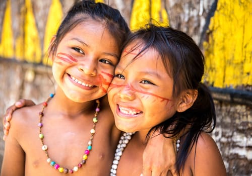 Cute,Brazilian,Indians,Paying,In,Amazon,,Brazil