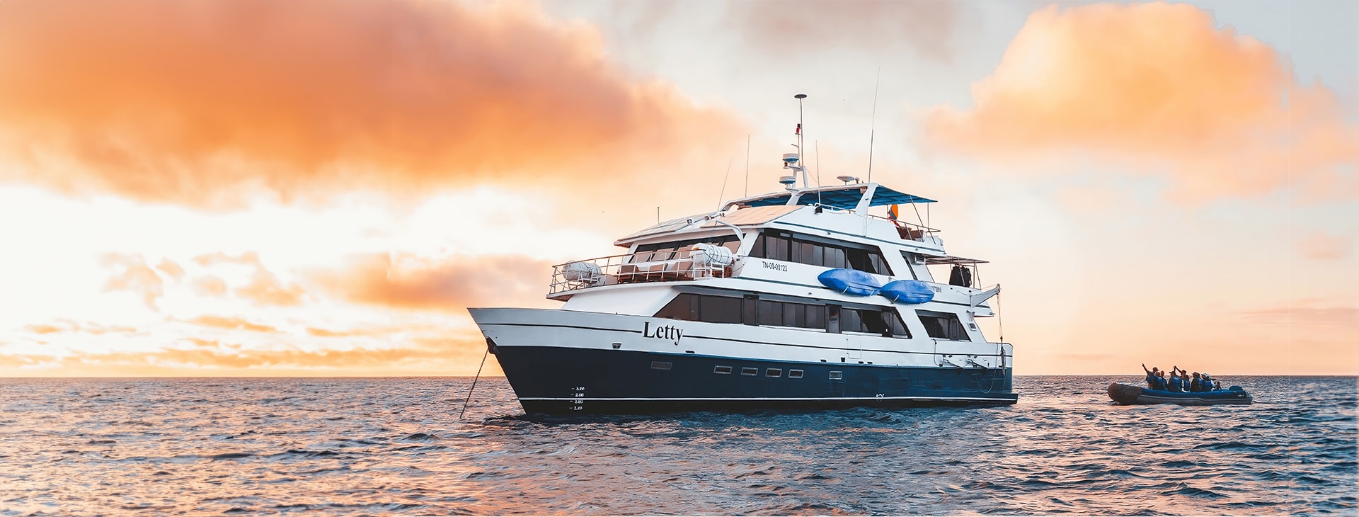 Letty Yacht in the Galapagos